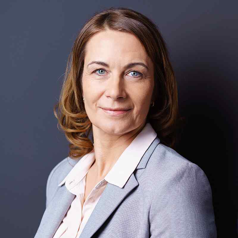 https://cavourpartners.com/wp-content/uploads/2019/10/image_team_01.jpg